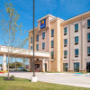 Отель Comfort Inn & Suites, фото 1