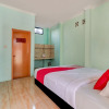 Отель Villa Sari Intan by OYO Rooms, фото 20