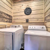 Отель Modern Cabin w/ Fire Pit < 3 Mi to Trails!, фото 4