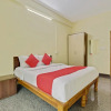 Отель OYO 13043 Sree Sai Suites, фото 24