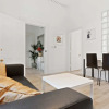 Отель Refined, Light 1 Bed Apt w Balcony in Brixton, фото 2