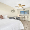 Отель Lovely Double Studio Hollywood Beach Free Parking, фото 19