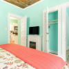 Отель Charming Galveston Cottage - 2 Blocks to Ocean!, фото 5