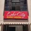 Отель Lake City Guest House в Шринагаре