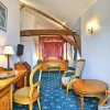 Отель Logis Le Grand Monarque, фото 5