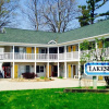 Отель Empire Lakeshore Inn, фото 1