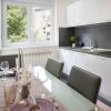 Отель Sunny 2bdr Apartment With a Balcony, фото 11