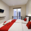 Отель RedDoorz Plus @ Airlangga Mataram, фото 3