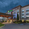 Отель Holiday Inn Express & Suites Belleville, an IHG Hotel, фото 1