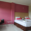 Отель RedDoorz Plus @ Hotel Sempurna Watervang Lubuk Linggau, фото 6
