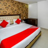 Отель OYO 14022 Hotel Riwaz, фото 14