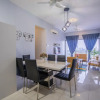 Отель Peaceful 3-bedroom with Pool 5 pax - Wangsa Maju, фото 8