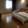 Отель GreenTree Inn Wuxi Jiangyin Nanzha Town Express Hotel, фото 3