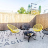 Отель Live Like a Local - Studio With Huge Backyard, фото 10