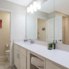 Отель Stunning 2Bd Apto Close to Disney Storey Lake 105 3171, фото 10