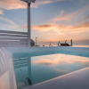 Отель Fava Eco Suites Santorini Master Suite With Outdoor Private Jacuzzi, фото 7