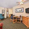 Отель American Inn and Suites, фото 3