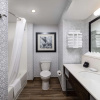 Отель Hampton Inn & Suites Williamsburg Square, фото 29
