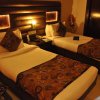Отель OYO Premium Gwalior City Centre, фото 10