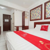 Отель RedLiving Apartemen Riverview Residence - Alima View Tower Mahakam, фото 2
