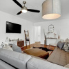 Отель Stunning Luxury Rental Near Main W/hot-tub&firepit, фото 36