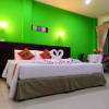 Отель Thana Patong Guesthouse, фото 2
