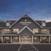 Отель Country Inn & Suites by Radisson, Germantown, WI, фото 1