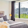 Отель Luxe In The City w Two Car Parks, фото 8
