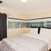 Отель Racpanos Modern Stay on Forrest Street, фото 5