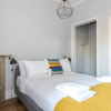 Отель Stunning Flat Near the Beach & Trains, фото 2