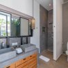 Отель Villa Vida Mira - Elegant 4BR Beachside Villa in Canggu, фото 7