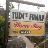 Отель Tudes Family Homestay, фото 1