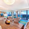 Отель K B M Resorts- Mah-1211 Penthouse 2bd, Ocean Views as far as you can See, Remodeled!, фото 15
