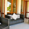 Отель Fantastic 3 bedroom pool side ground floor apartment 'BE01'; communal pool and resort facilities, Th, фото 2