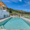 Отель Magic 5 bdrm Villa With Swimming pool in Paros, фото 1