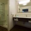 Отель Hampton Inn & Suites Orangeburg, фото 9