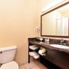 Отель Express Inn & Suites, фото 8