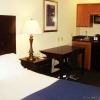 Отель Holiday Inn Express Hotel & Suites Tulsa-Downtown Area, фото 5