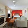 Отель Hawthorn Suites by Wyndham Dearborn/Detroit, фото 3