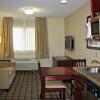 Отель MainStay Suites Coralville - Iowa City, фото 20
