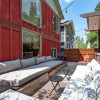 Отель Red Hawk by Avantstay Charming Cabin w/ Theatre & Spa 5mins to Deer Valley Mtn, фото 11