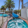 Отель Comfort Suites San Clemente Beach, фото 13
