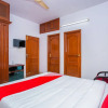 Отель Uv Comforts By OYO Rooms, фото 6