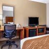 Отель Comfort Inn Syosset - Long Island, фото 31