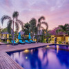 Отель Bay Shore Hut's Lembongan, фото 35