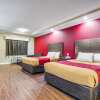 Отель Econo Lodge And Suites, фото 7