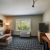 Отель TownePlace Suites by Marriott San Antonio Northwest at The RIM, фото 11