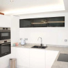 Отель Bright 1 Bedroom City Centre Home With Historic Twist, фото 1