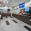 Отель Holiday Inn Express & Suites Bryan - College Station, an IHG Hotel, фото 2