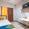 Отель SPOT ON 2033 Kayumanis Homestay Syariah, фото 4